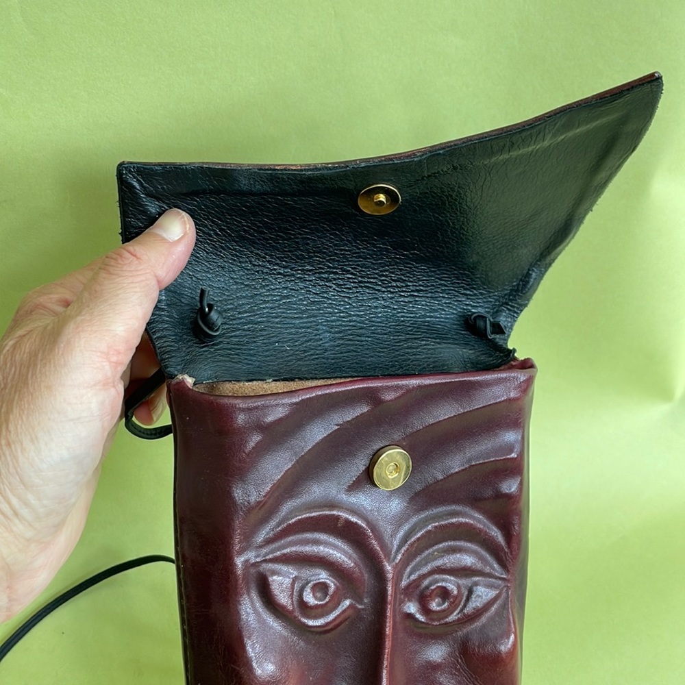 Vintage tool made all leather crossbody bag - Picture 3 of 8